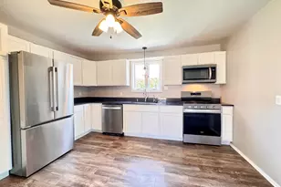 208 Hand Ave, Dixon, IL 61021 - Photo 8