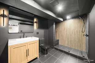11101 S Ewing Ave, Chicago, IL 60617 - Photo 6