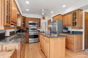 78 Forestview Ln, Aurora, IL 60502 - Photo 8