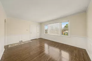 7321 S Rockwell St, Chicago, IL 60629 - Photo 6
