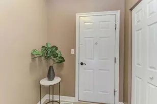 496 Bennett Dr, North Aurora, IL 60542 - Photo 18