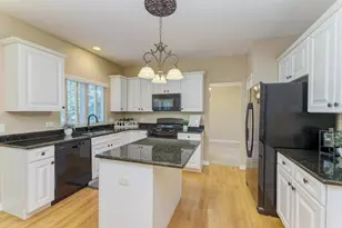 496 Bennett Dr, North Aurora, IL 60542 - Photo 10