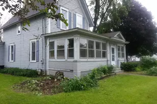 118 N Washington St, Carpentersville, IL 60110 - Photo 1