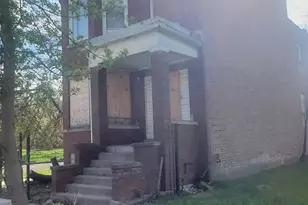 5258 S Emerald Ave, Chicago, IL 60609 - Photo 2