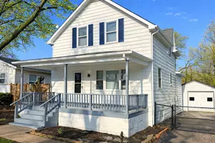 1911 Hebron Ave, Zion, IL 60099 - Photo 2