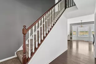 208 Long Meadow Ct, Oswego, IL 60543 - Photo 2