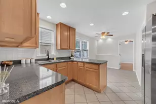 2112 Portsmouth Ave, Westchester, IL 60154 - Photo 6