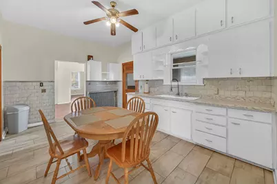 205 Casseday Avenue, Joliet, IL 60432 - Photo 12