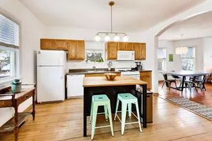 1811 Greenwood St, Evanston, IL 60201 - Photo 12