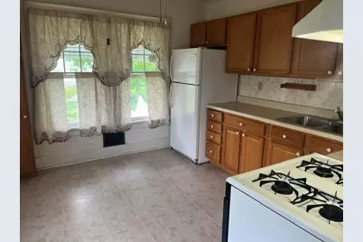 610 W Central Boulevard, Kewanee, IL 61443 - Photo 14