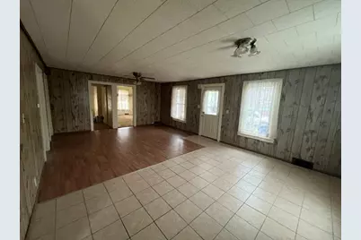610 W Central Boulevard, Kewanee, IL 61443 - Photo 6