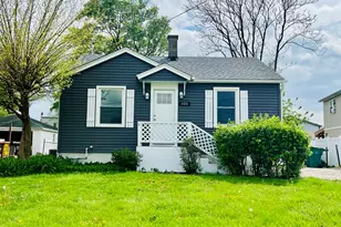 105 W Prairie Ave, Manhattan, IL 60442 - Photo 1