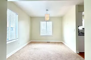 665 Lakewood Farms Dr, Bolingbrook, IL 60490 - Photo 8