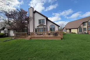 30636 Pebble Beach Cir, Genoa, IL 60135 - Photo 4