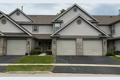 1910 Grove Avenue, Schaumburg, IL 60193 - Photo 2