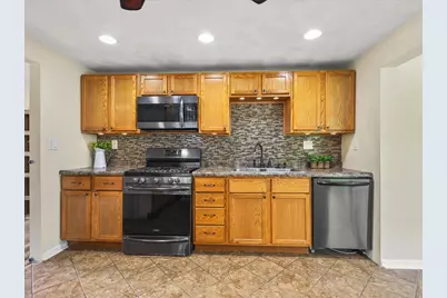 128 Wilson Avenue, Machesney Park, IL 61115 - Photo 10