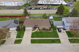 25 Devonshire Cir, Elgin, IL 60123 - Photo 26