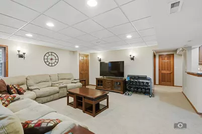 1000 Butterfield Circle E, Shorewood, IL 60404 - Photo 30