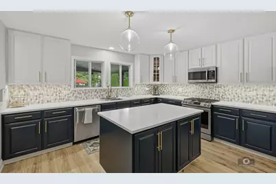 1000 Butterfield Circle E, Shorewood, IL 60404 - Photo 14