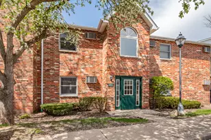 4303 W Shamrock Ln, McHenry, IL 60050 - Photo 18