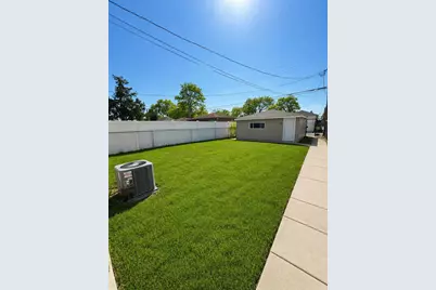 4540 S Leclaire Avenue, Chicago, IL 60638 - Photo 16
