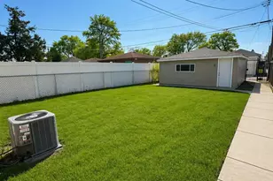 4540 S Leclaire Ave, Chicago, IL 60638 - Photo 16