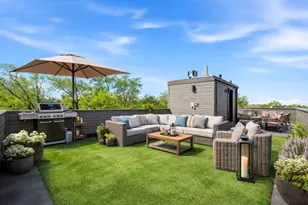 904 N Trumbull Ave, Chicago, IL 60651 - Photo 10