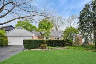 1114 Old Elm Ln, Glencoe, IL 60022 - Photo 1