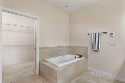 5310 Baraboo Court, Davenport, IA 52804 - Photo 28
