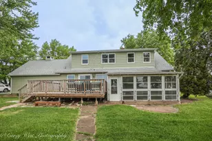 8994 Illinois Route 64, Sycamore, IL 60178 - Photo 4