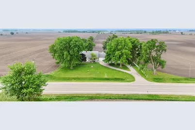 8994 Illinois Route 64, Sycamore, IL 60178 - Photo 34