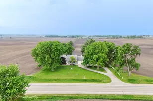 8994 Illinois Route 64, Sycamore, IL 60178 - Photo 34