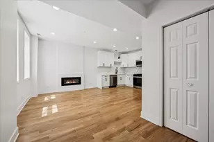 2002 W Huron St, Chicago, IL 60612 - Photo 40