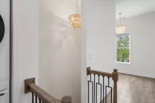 2002 W Huron St, Chicago, IL 60612 - Photo 12