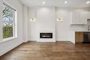 2002 W Huron St, Chicago, IL 60612 - Photo 6