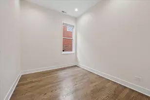 2002 W Huron St, Chicago, IL 60612 - Photo 14