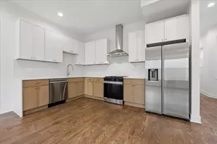 2002 W Huron St, Chicago, IL 60612 - Photo 10