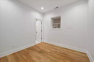 2002 W Huron St, Chicago, IL 60612 - Photo 26