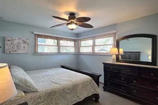 11607 S Nagle Ave, Worth, IL 60482 - Photo 12