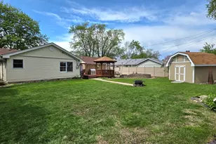 11607 S Nagle Ave, Worth, IL 60482 - Photo 20