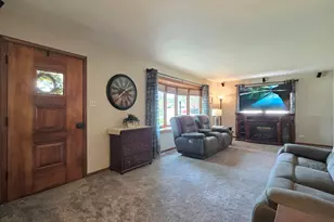 11607 S Nagle Ave, Worth, IL 60482 - Photo 6