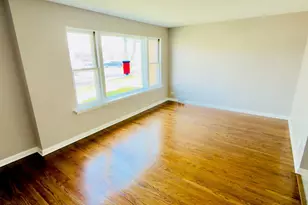 6542 W Windsor Ave, Berwyn, IL 60402 - Photo 4