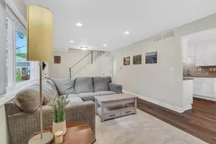 751 Dover Pl, Wheeling, IL 60090 - Photo 6