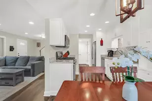 751 Dover Pl, Wheeling, IL 60090 - Photo 10