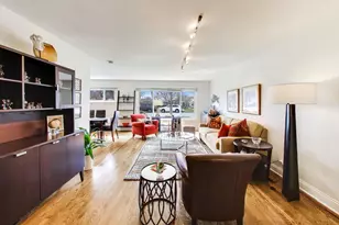7645 Kilbourn Ave, Skokie, IL 60076 - Photo 2