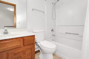 325 N Patriot Dr, Hainesville, IL 60030 - Photo 8