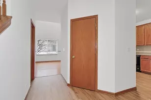 325 N Patriot Dr, Hainesville, IL 60030 - Photo 12