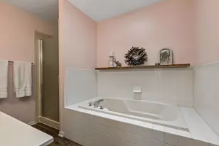 205 Green Mountain Dr, Bolingbrook, IL 60440 - Photo 16