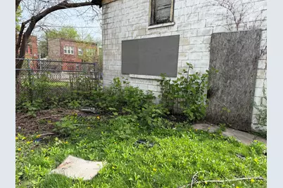6405 S Eberhart Avenue, Chicago, IL 60637 - Photo 2