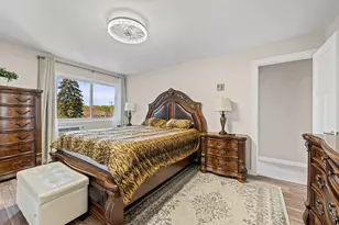 1205 E Hintz Rd, Arlington Heights, IL 60004 - Photo 20